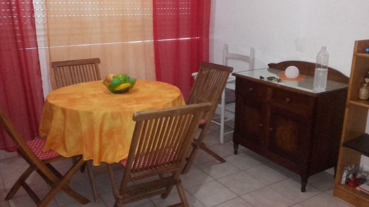 Appartement Sunburst Sainte-Anne Eksteriør billede